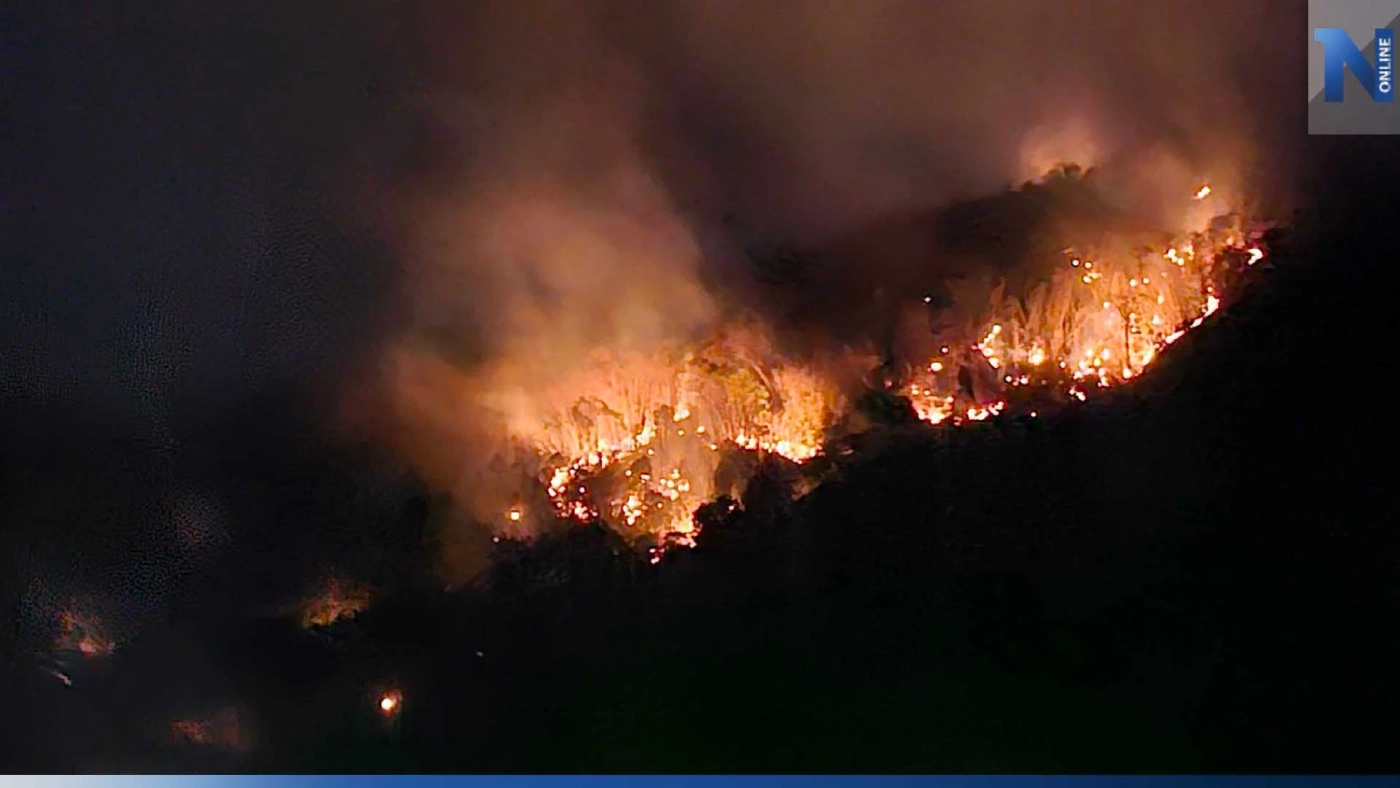 ไหม้ข้ามวันข้ามคืน ไฟป่าเขาค้อ ยังควบคุมเพลิงไม่ได้