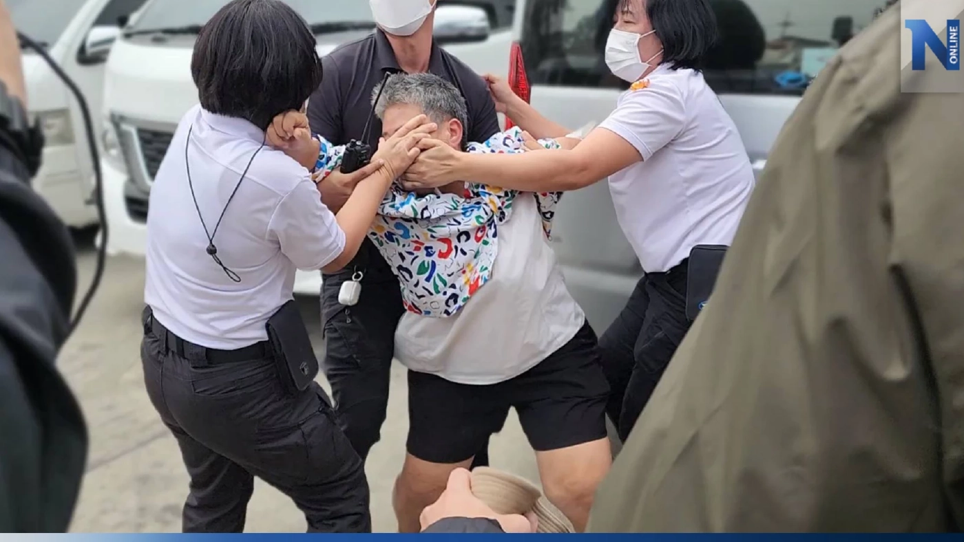 วุ่น! ชาวราชบุรี 2 คน ดักรอต่อว่านายกฯ ถูกตำรวจหญิงลากออกจากพื้นที่