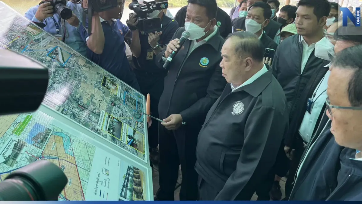 "บิ๊กป้อม" นำคณะลุยอยุธยา กราบพระนอนหลวงพ่อโต เอาฤกษ์เอาชัย