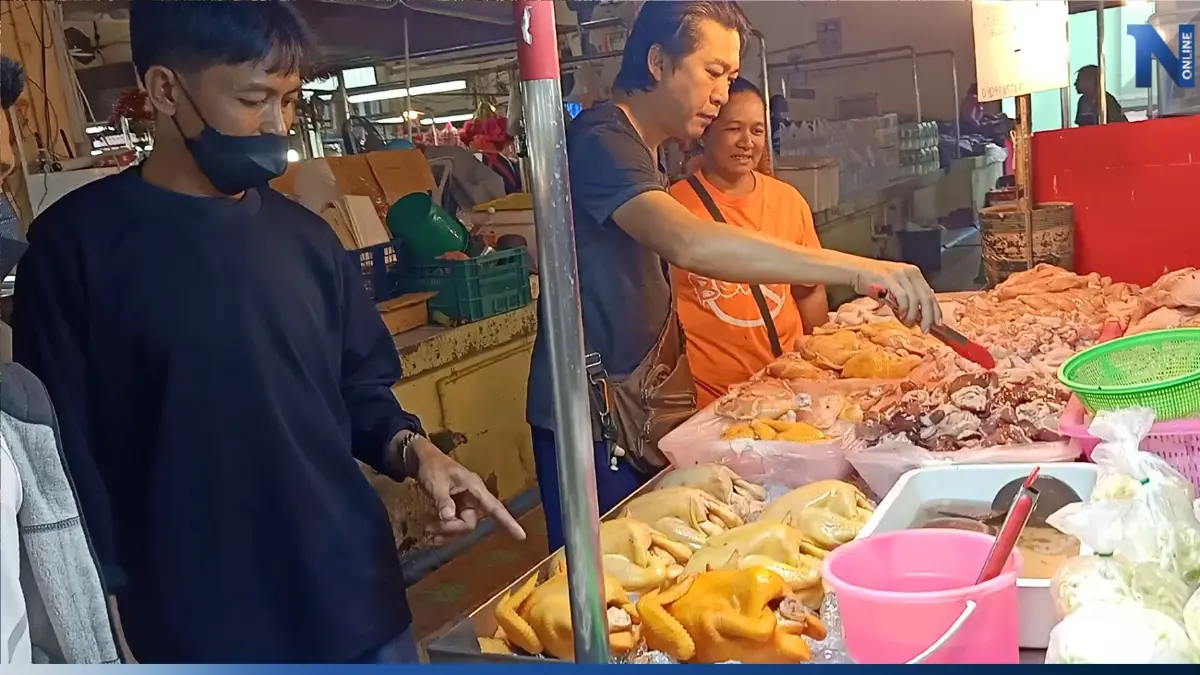 สำรวจตลาดบ่อพลอย กรรมการตลาดสดยืนยัน ไม่มี"เนื้อเหี้ย"วางขาย สำรวจตลาดบ่อพลอย กรรมการตลาดสดยืนยัน ไม่มี"เนื้อเหี้ย"วางขาย