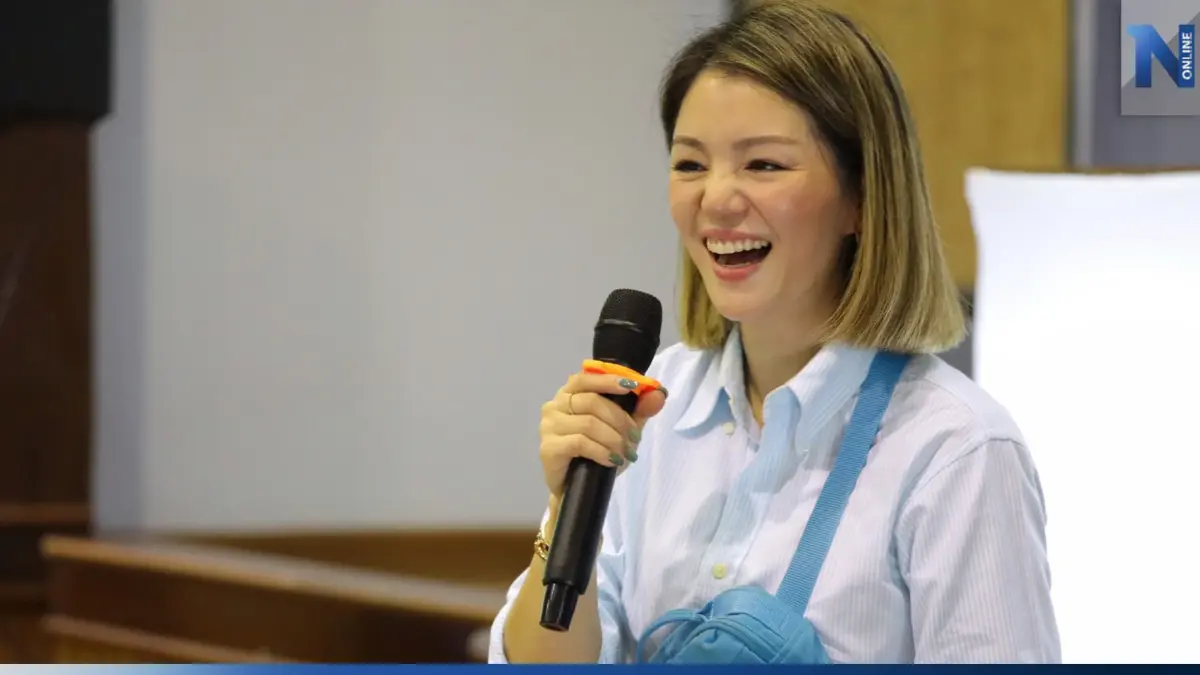 "มาดามเดียร์" สร้างแรงบันดาลใจให้กลุ่มสตรีสงขลา มั่นใจที่จะทำงานการเมือง "มาดามเดียร์" สร้างแรงบันดาลใจให้กลุ่มสตรีสงขลา มั่นใจที่จะทำงานการเมือง