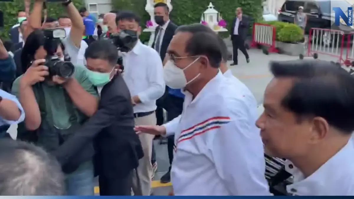 "บิ๊กตู่" ร่วมทำบุญ "รทสช." พร้อมรับสมาชิกใหม่เพียบ "บิ๊กตู่" ร่วมทำบุญ "รทสช." พร้อมรับสมาชิกใหม่เพียบ
