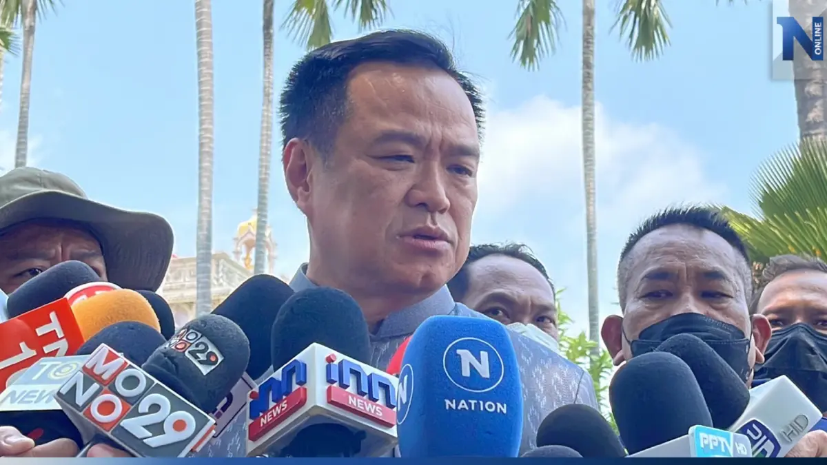 "อนุทิน" ระบุแค่เข้าไปอวยพร ปัดดีลจับขั้ว "นายกฯ" "อนุทิน" ระบุแค่เข้าไปอวยพร ปัดดีลจับขั้ว "นายกฯ"