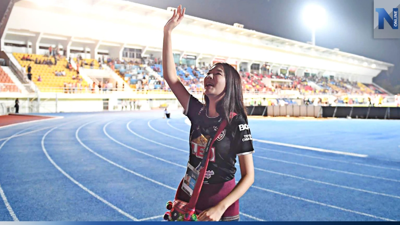 "มาดามฮาย" ประกาศอำลาเก้าอี้ ปธ. "เชียงราย ยูไนเต็ด" เดินหน้าทำงานการเมืองเต็มตัว "มาดามฮาย" ประกาศอำลาเก้าอี้ ปธ. "เชียงราย ยูไนเต็ด" เดินหน้าทำงานการเมืองเต็มตัว