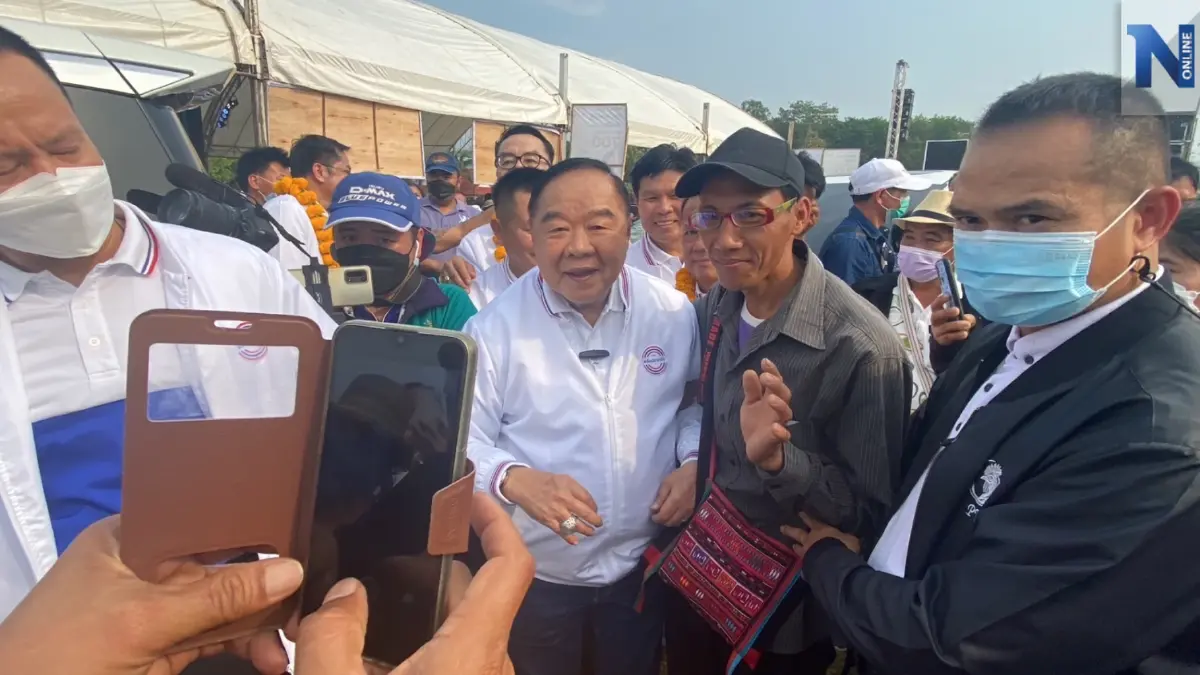 "พปชร."ใช้วิดีโอคอล พาลุงป้อมทัวร์ 400 เขต เหตุได้ผลบวก-ชาวบ้านตอบรับ