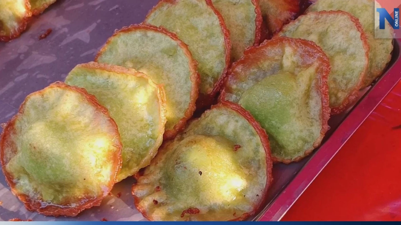 "ขนมฝักบัว" ขนมโบราณหากินยาก ทำขายได้ด้วยเงินทุนหลักร้อยบาท