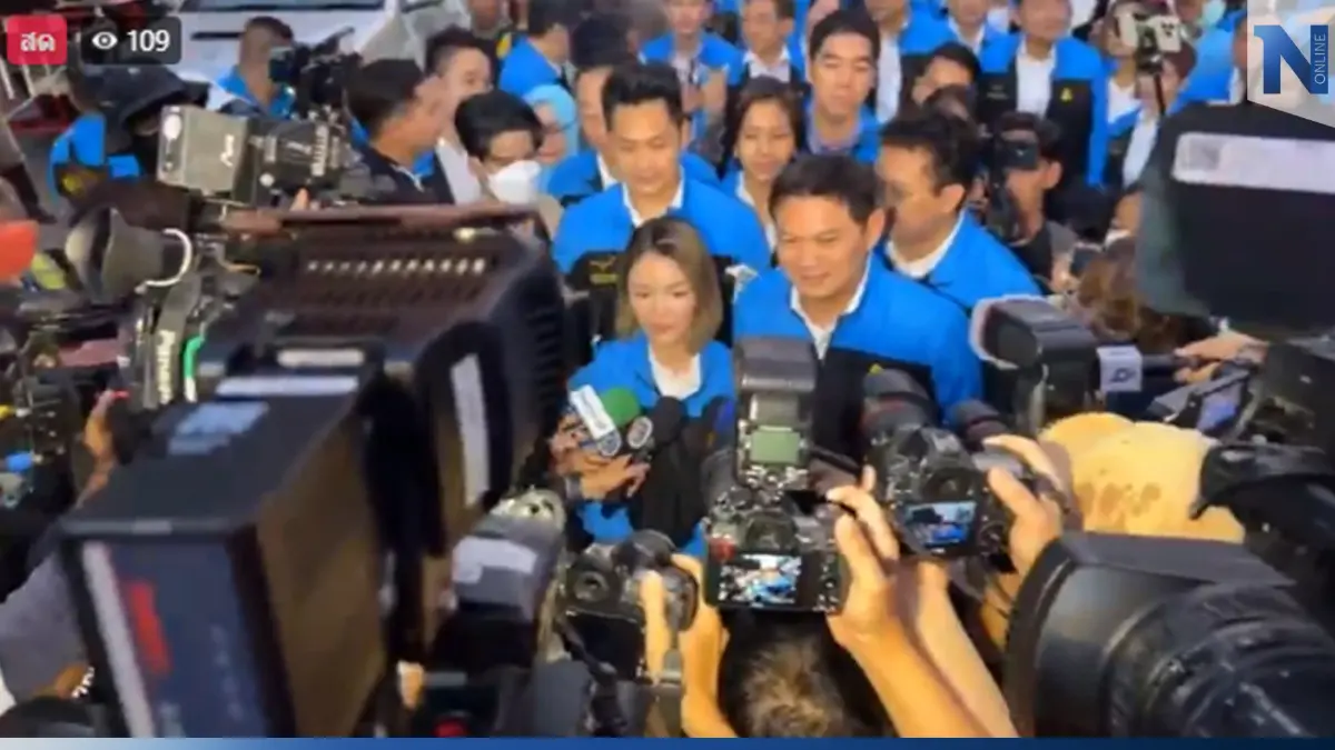 จุรินทร์ นำทัพลูกแม่พระธรณี 33 เขตกทม.ถึงสนามรับสมัครเลือกตั้งเป็นพรรคแรก จุรินทร์ นำทัพลูกแม่พระธรณี 33 เขตกทม.ถึงสนามรับสมัครเลือกตั้งเป็นพรรคแรก