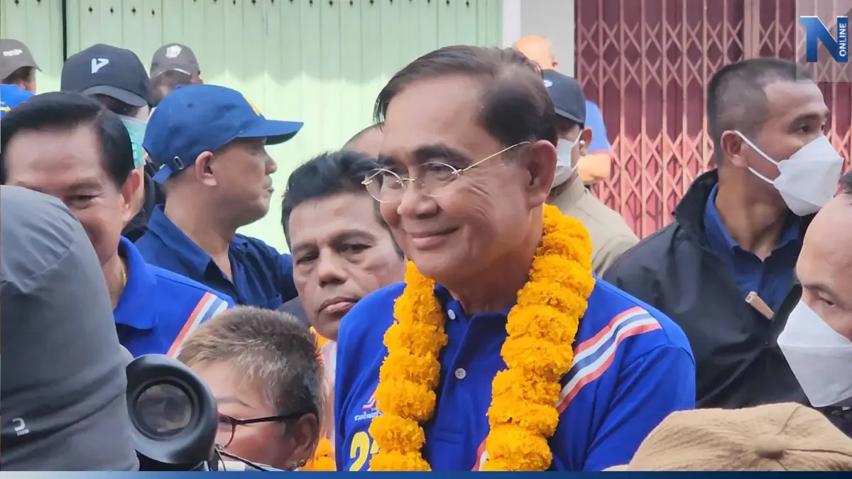 "พล.อ.ประยุทธ์" ลุยสงขลาอ้อนขอคะแนนเสียงรอบเมือง "พล.อ.ประยุทธ์" ลุยสงขลาอ้อนขอคะแนนเสียงรอบเมือง
