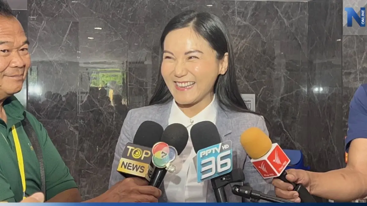 "นฤมล" ชูนโยบาย 3700 เน้นสร้างการจดจำ ขอปชช.เลือกทั้ง"พรรค-ลุงป้อม" "นฤมล" ชูนโยบาย 3700 เน้นสร้างการจดจำ ขอปชช.เลือกทั้ง"พรรค-ลุงป้อม"