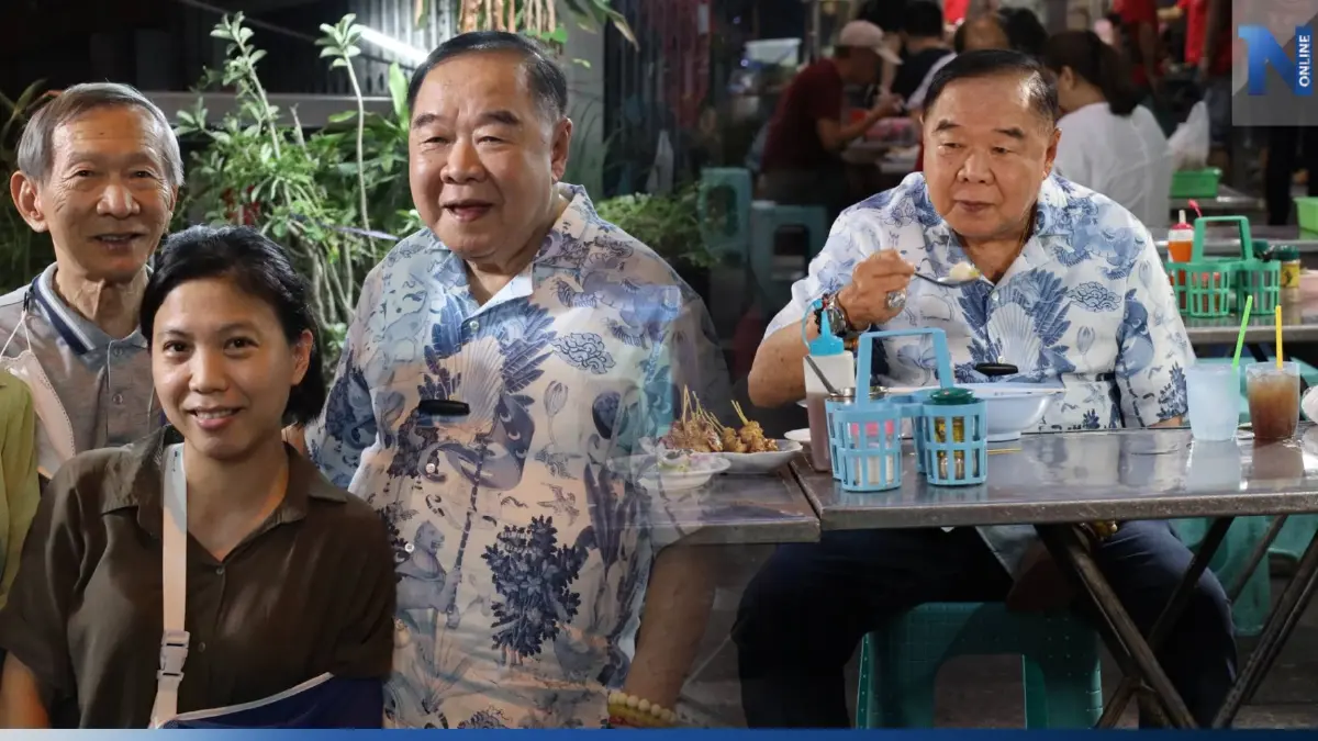 เลือกตั้ง66:"บิ๊กป้อม"แวะร้านก๋วยเตี๋ยวเจ้าประจำ ย่านเยาวราช ใกล้ชิดปชช.