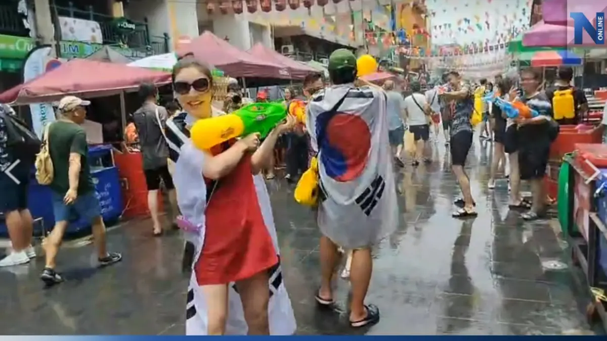"สงกรานต์ถนนข้าวสาร" วันสุดท้าย คาด นทท. เข้าเล่นน้ำมากกว่า 4 หมื่นคน