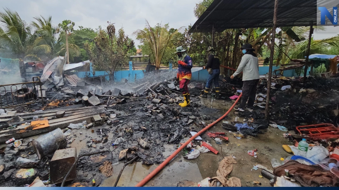 อุทาหรณ์! เก็บกระป๋องสเปรย์ไว้ขาย อากาศร้อนจัดเกิดบึ้ม หวิดไหม้บ้านวอด อุทาหรณ์! เก็บกระป๋องสเปรย์ไว้ขาย อากาศร้อนจัดเกิดบึ้ม หวิดไหม้บ้านวอด