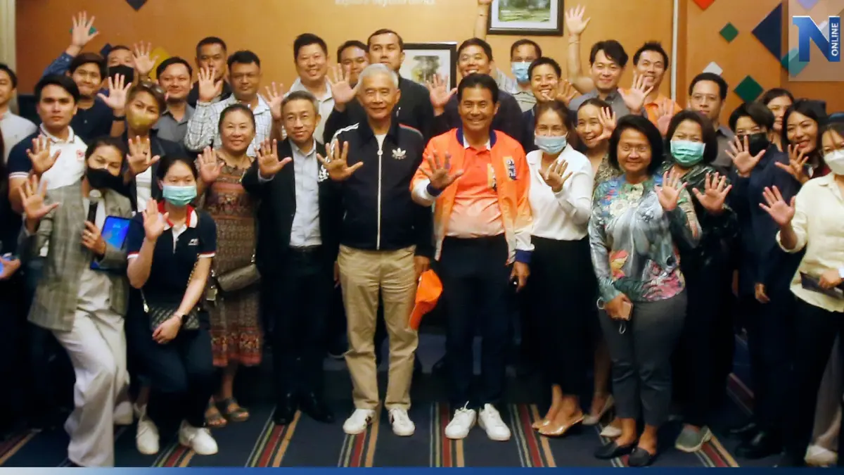 นักธุรกิจรุ่นใหม่ขานรับ"โคราชโนมิกส์"หวังเศรษฐกิจยุคทองกลับมา นักธุรกิจรุ่นใหม่ขานรับ"โคราชโนมิกส์"หวังเศรษฐกิจยุคทองกลับมา