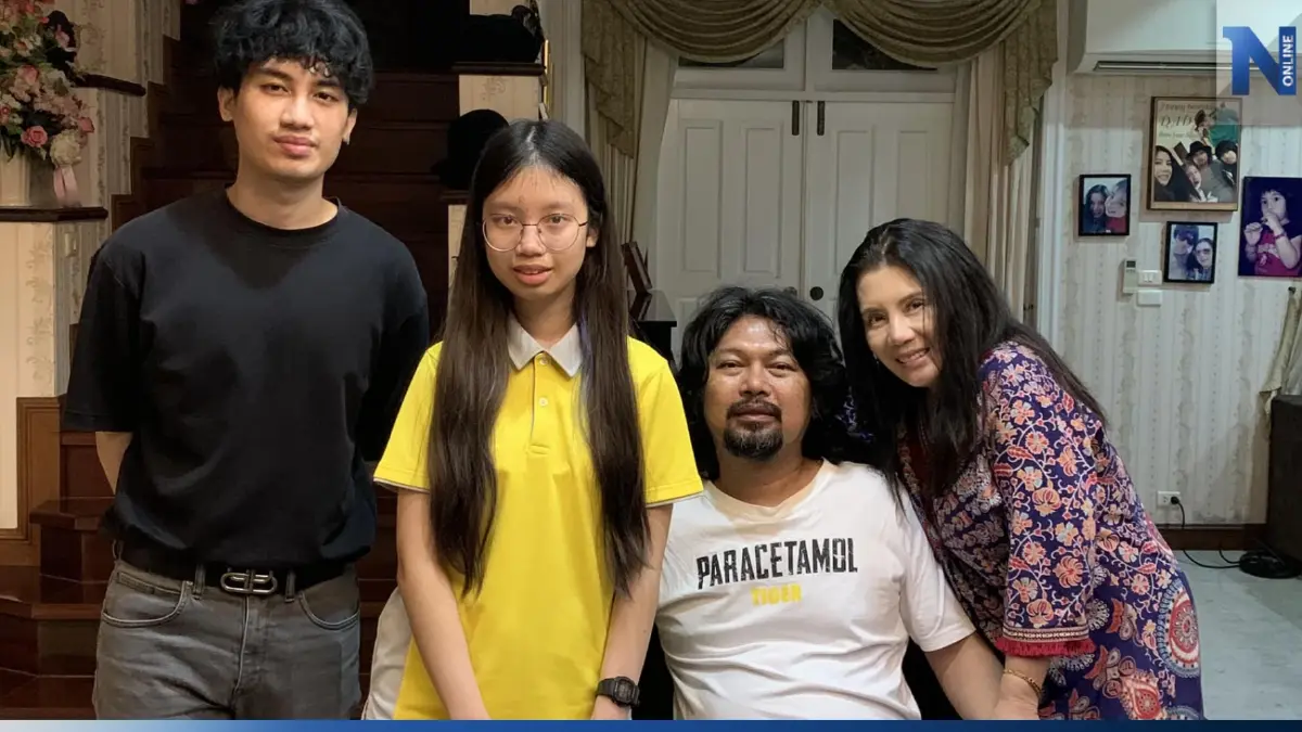 "เสก โลโซ" โพสต์ภาพครอบครัวอบอุ่น "เสือ เสฏกานต์" กลับมาแล้ว "เสก โลโซ" โพสต์ภาพครอบครัวอบอุ่น "เสือ เสฏกานต์" กลับมาแล้ว