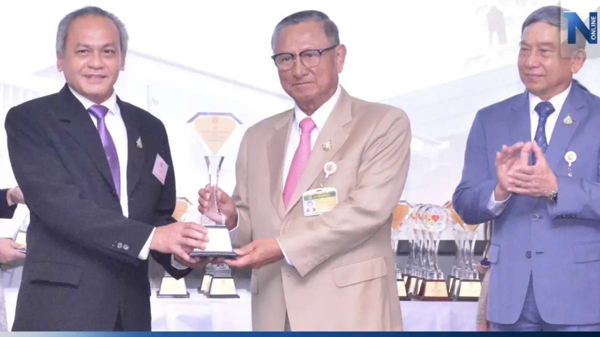 คพ. รับรางวัล องค์กรส่งเสริมคนดี คนเก่ง คนกล้า คพ. รับรางวัล องค์กรส่งเสริมคนดี คนเก่ง คนกล้า
