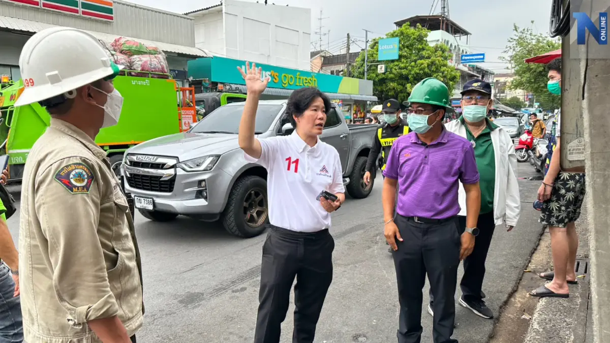 "ฐิติภัสร์" รุดตรวจสอบเหตุต้นไม้โค่นทับเสาไฟฟ้าหลังฝนตกลมกรรโชกแรง "ฐิติภัสร์" รุดตรวจสอบเหตุต้นไม้โค่นทับเสาไฟฟ้าหลังฝนตกลมกรรโชกแรง