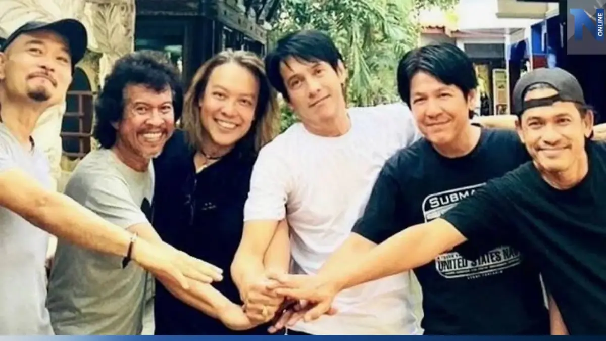 "หนุ่ย อำพล" ลงรูปผองเพื่อน "วงไมโคร" แฟนๆ มีเฮ สงสัยเคลียร์กันได้แล้ว "หนุ่ย อำพล" ลงรูปผองเพื่อน "วงไมโคร" แฟนๆ มีเฮ สงสัยเคลียร์กันได้แล้ว