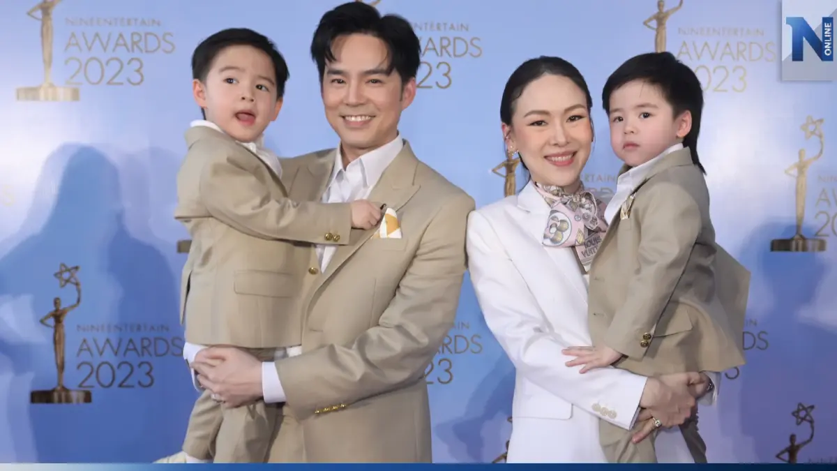 ดรามาฝาแฝด แฟนคลับเอื้อมมือจับ "พี่ธีร์" ชาวเน็ตกระหน่ำไม่เหมาะสม! ดรามาฝาแฝด แฟนคลับเอื้อมมือจับ "พี่ธีร์" ชาวเน็ตกระหน่ำไม่เหมาะสม!