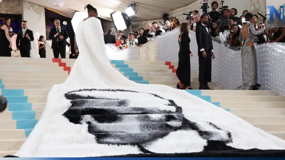 Met Gala 2023 มาในธีม Karl Lagerfeld ดีไซเนอร์แบรนด์ Chanel ( มีคลิป ) Met Gala 2023 มาในธีม Karl Lagerfeld ดีไซเนอร์แบรนด์ Chanel ( มีคลิป )