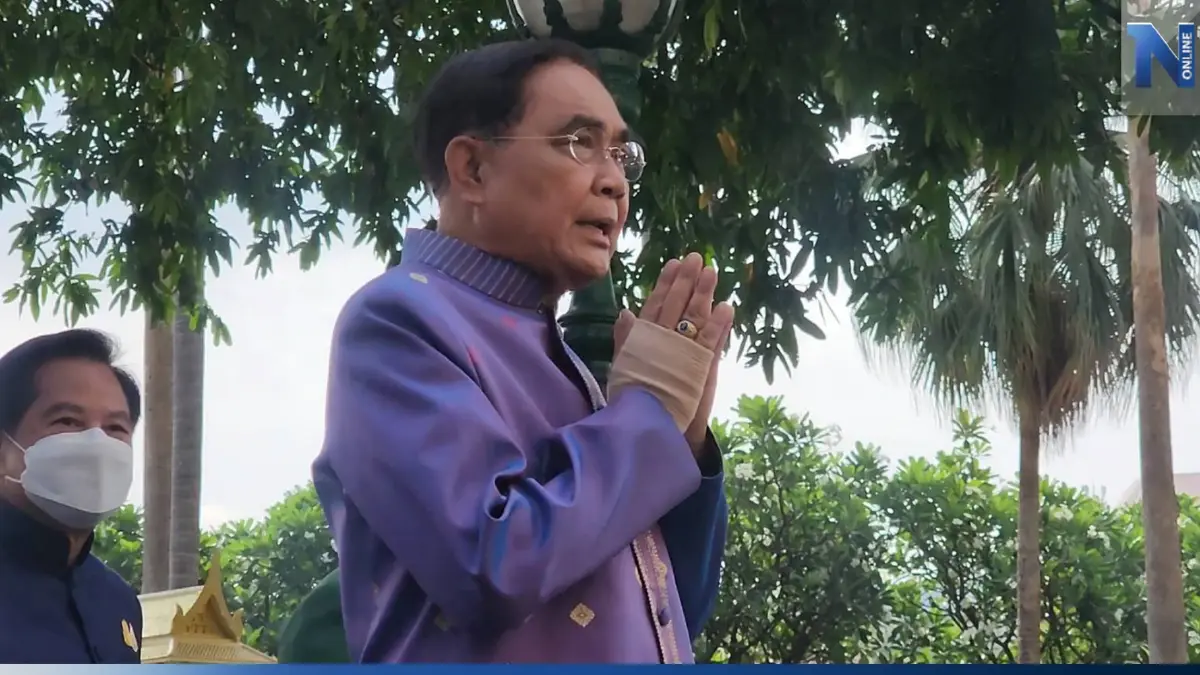"นายกฯ" ยันลดค่าไฟครม.พิจารณาวันนี้ ยิ้มรับ "ทักษิณ" อยากกลับบ้าน "นายกฯ" ยันลดค่าไฟครม.พิจารณาวันนี้ ยิ้มรับ "ทักษิณ" อยากกลับบ้าน