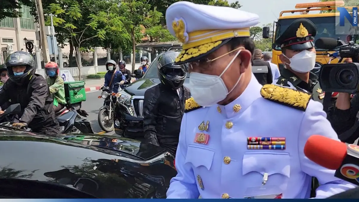 "พล.อ.ประยุทธ์" ชี้ สังคมกดดันส.ว.เลือก"พิธา"เป็นนายกฯ ให้เป็นไปตามรธน. "พล.อ.ประยุทธ์" ชี้ สังคมกดดันส.ว.เลือก"พิธา"เป็นนายกฯ ให้เป็นไปตามรธน.
