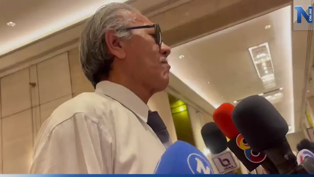 "ชูวิทย์" บุกสังเกตการณ์งานแถลงข่าว MOU แฉ แผนตั้งรัฐบาลที่ฮ่องกง "ชูวิทย์" บุกสังเกตการณ์งานแถลงข่าว MOU แฉ แผนตั้งรัฐบาลที่ฮ่องกง