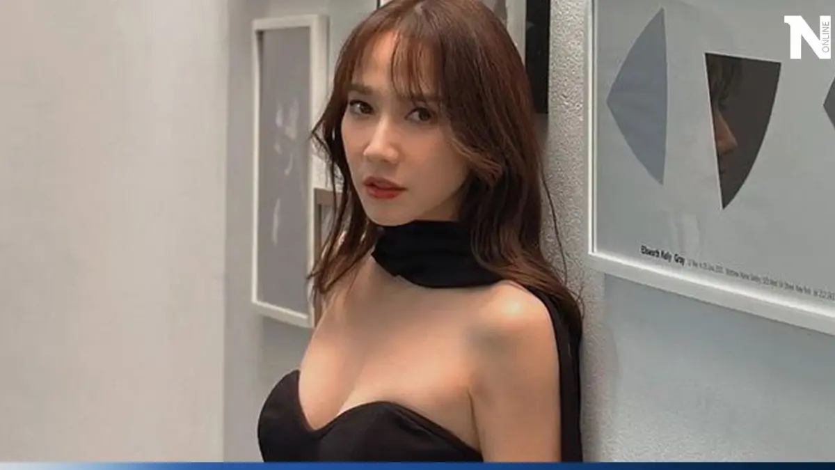 โซเชียลอึ้ง ราคารองเท้า "อั้ม พัชราภา" คู่ที่ใส่ไปเลือกตั้ง 66 สีสุดจี๊ดใจ 