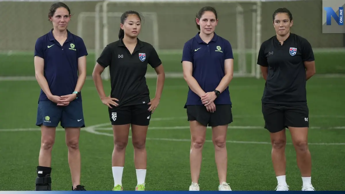 สถานทูตออสเตรเลีย-สมาคมฟุตบอลไทย นักเตะทีมชาติออสเตรเลียร่วมสอนเยาวชน สถานทูตออสเตรเลีย-สมาคมฟุตบอลไทย นักเตะทีมชาติออสเตรเลียร่วมสอนเยาวชน