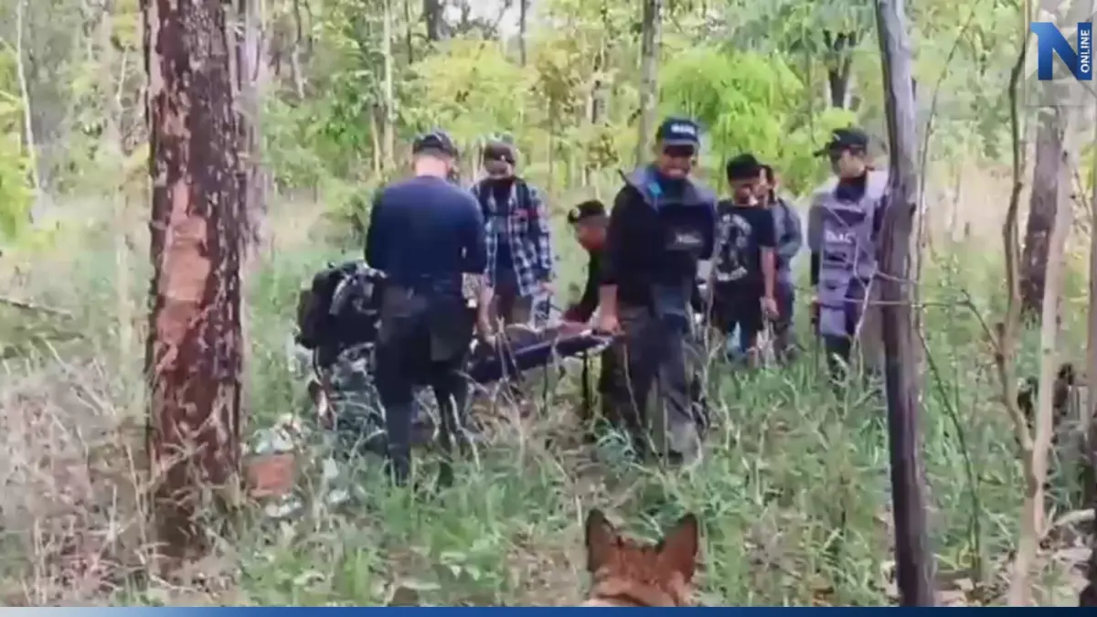 เปิดภาพวินาทีชีวิต! ช่วยคนไทย "เหยียบกับระเบิด" บาดเจ็บขาขาด (มีคลิป)