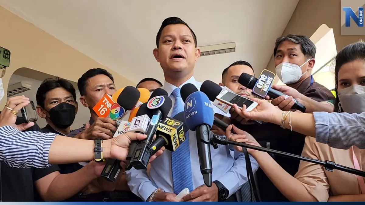 "ธนกร" ยันไม่เปลี่ยนหัวหน้าพรรค แนะ ก้าวไกลเร่งตั้งรัฐบาลให้ปท.เดินหน้า