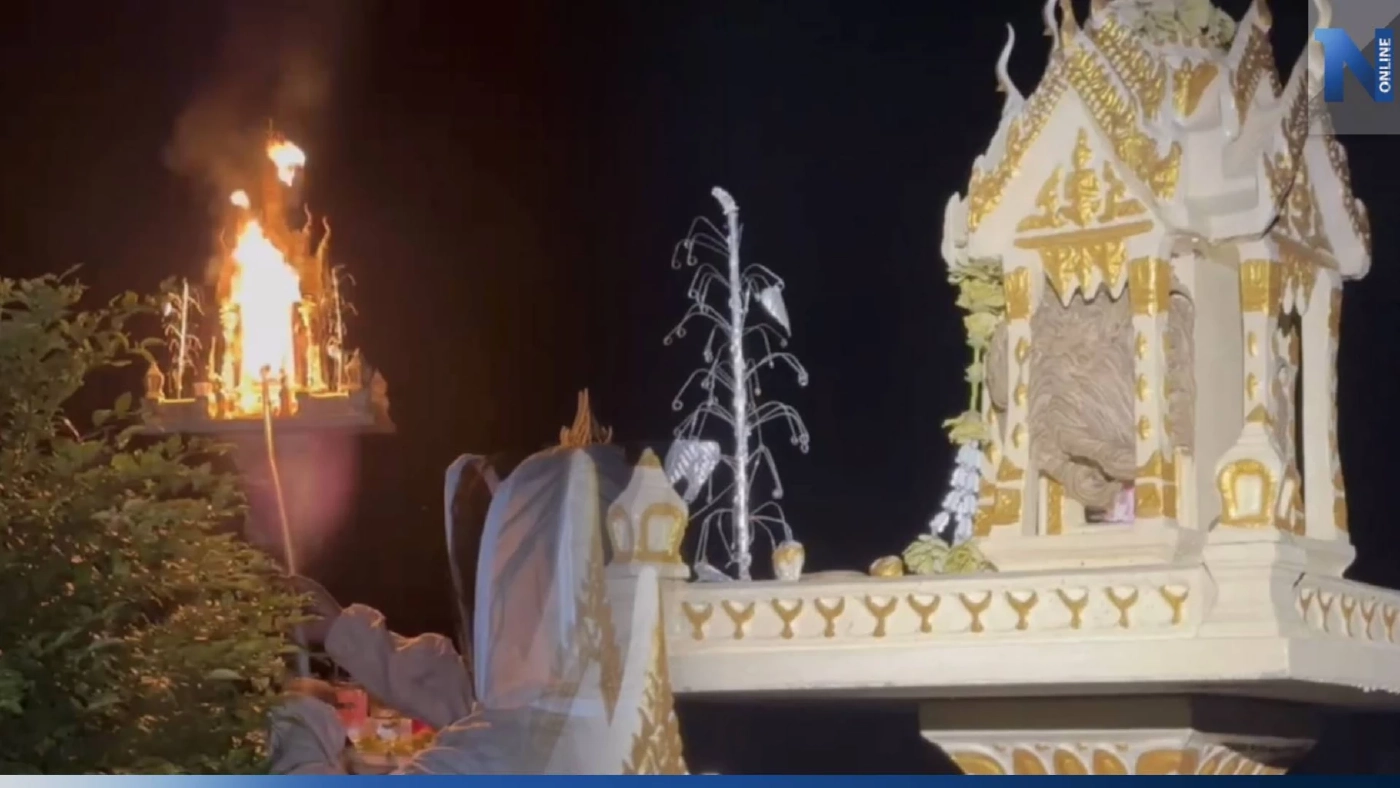 ผวา "ต่อหัวเสือ" ทำรังที่ศาลพระภูมิ กลัวจะถูกไล่ต่อย รีบแจ้งกู้ภัยช่วยกำจัด