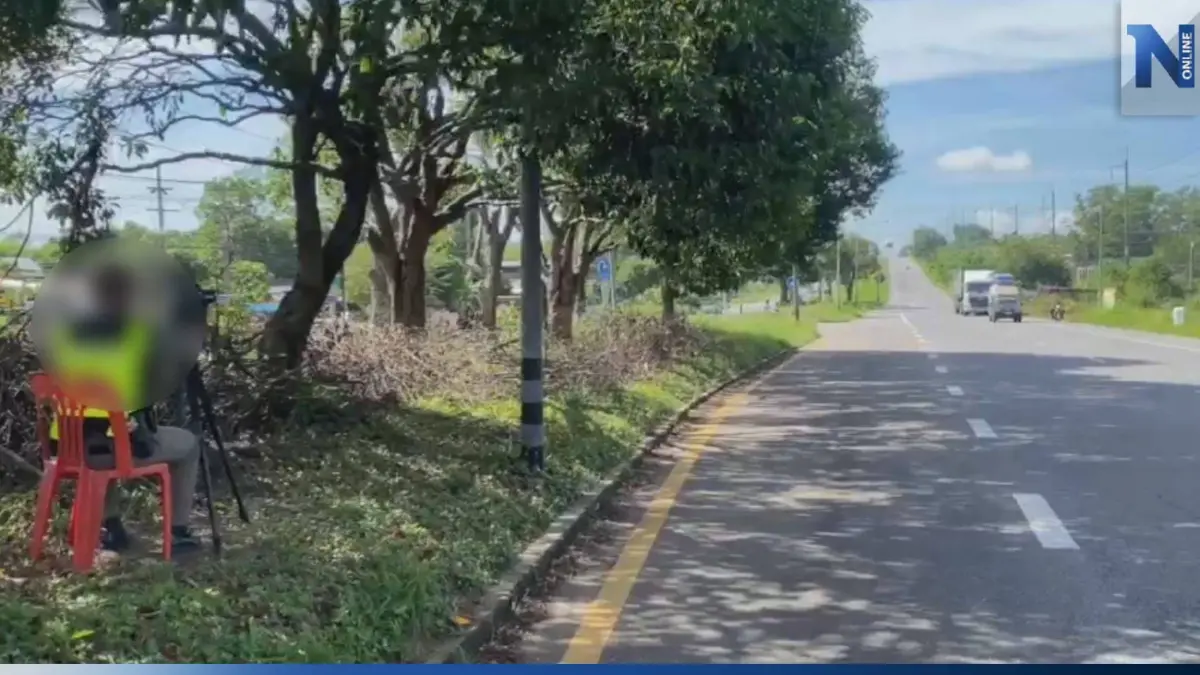 ชาวบ้านสงสัย ตร.ทางหลวง ฉวยโอกาสดักจับความเร็วรถลงจากเนินเขา ชาวบ้านสงสัย ตร.ทางหลวง ฉวยโอกาสดักจับความเร็วรถลงจากเนินเขา