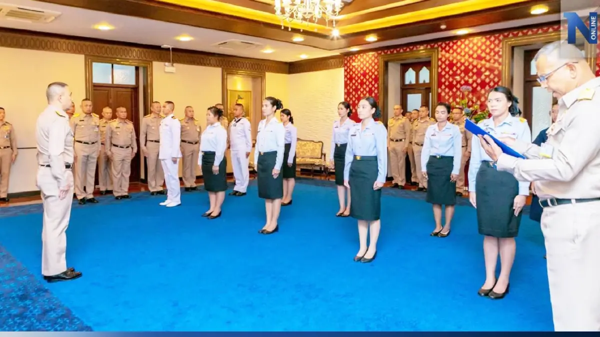 "ผบ.ทร." เป็นประธานพิธีบรรจุขรก. ทดแทนกำลังพลเรือหลวงสุโขทัย ที่เสียชีวิต "ผบ.ทร." เป็นประธานพิธีบรรจุขรก. ทดแทนกำลังพลเรือหลวงสุโขทัย ที่เสียชีวิต