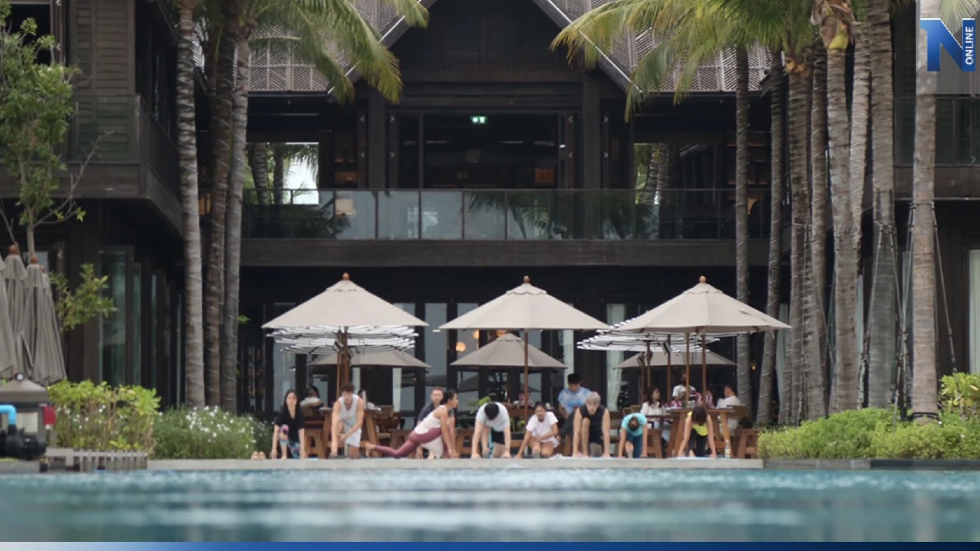 ปล่อยใจ ทิ้งความวุ่นวายบินข้ามฟ้า ไปหมู่บ้านชาวประมง 5 ดาวที่เกาะสมุย