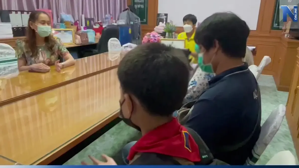 รองผอ. สั่งสอบ ครูคณิตศาสตร์ ขว้างปากกาหวิดเข้าตา ม.1 เจ้าตัวอ้างไม่ตั้งใจ