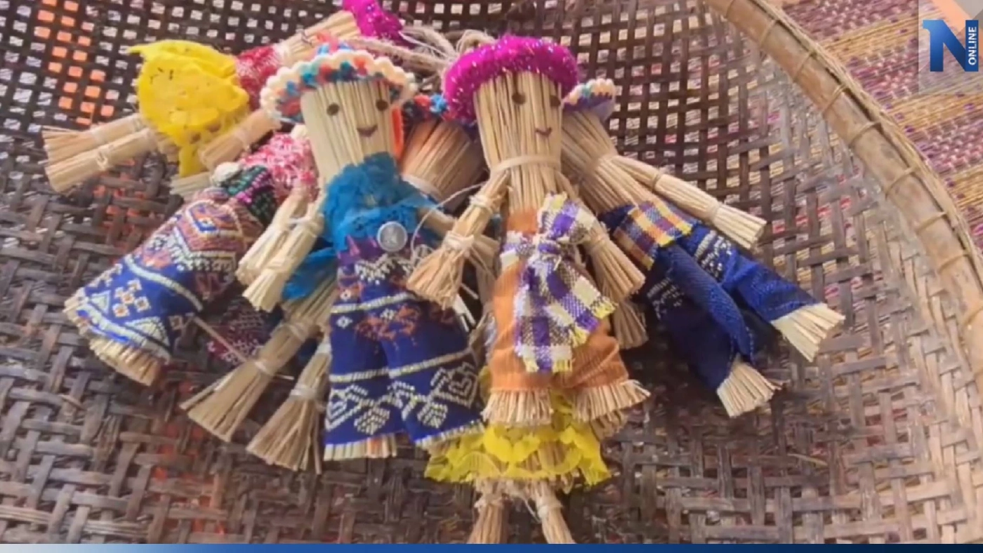 "ตุ๊กตาฟาง" ของเล่นเด็กแนวคิดสร้างสรรค์จากอดีตสู่ปัจจุบัน