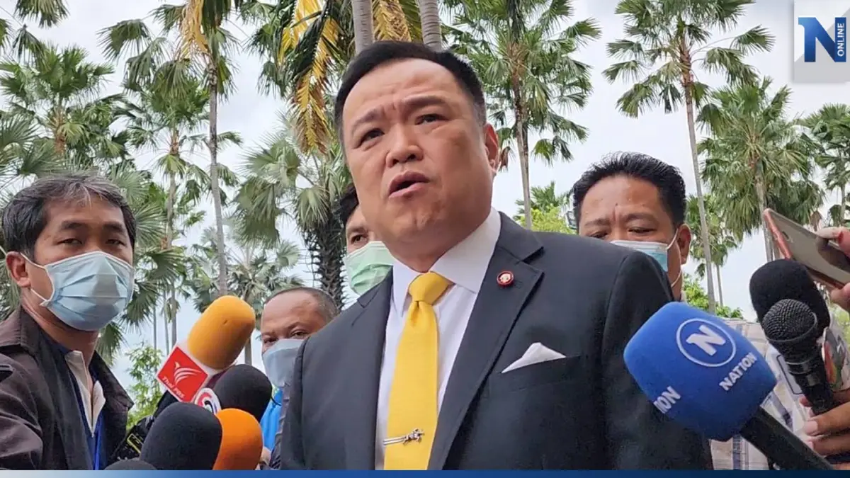 "อนุทิน"ยันไร้คนดีลร่วมรัฐบาล เมินให้ความเห็น"ทักษิณ"กลับไทย
