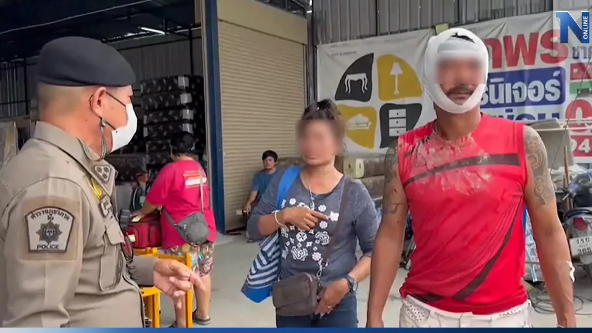 ลูกน้องหยุดงานแค่วันเดียว หัวหน้ายัวะจัด คว้ามีดปังตอฟันหัวบาดเจ็บ