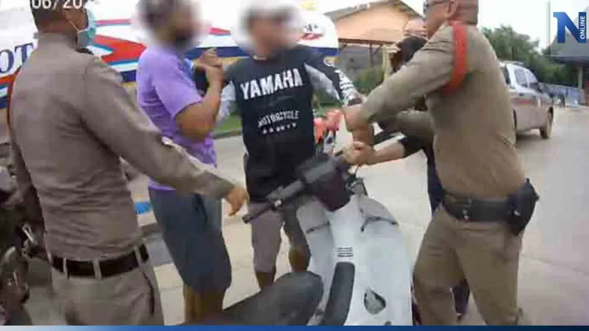 ชุลมุน! หนุ่มโดนจับท่อดัง โทรเรียกพ่อมาช่วย โวยลั่น คันอื่นเยอะแยะไม่จับ