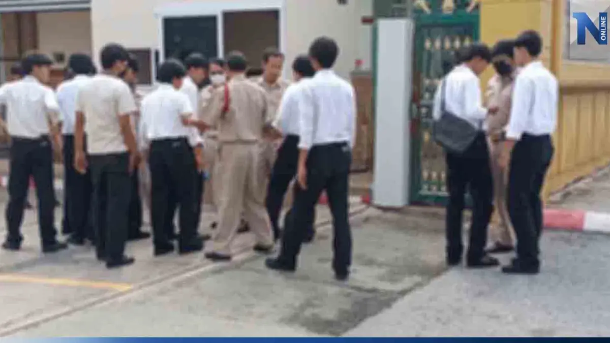 ตร.แปดริ้ว ตรึงกำลังเข้ม 2 วิทยาลัย จัดพิธีไหว้ครู ฝากเตือนใครห้าว เจอรวบแน่