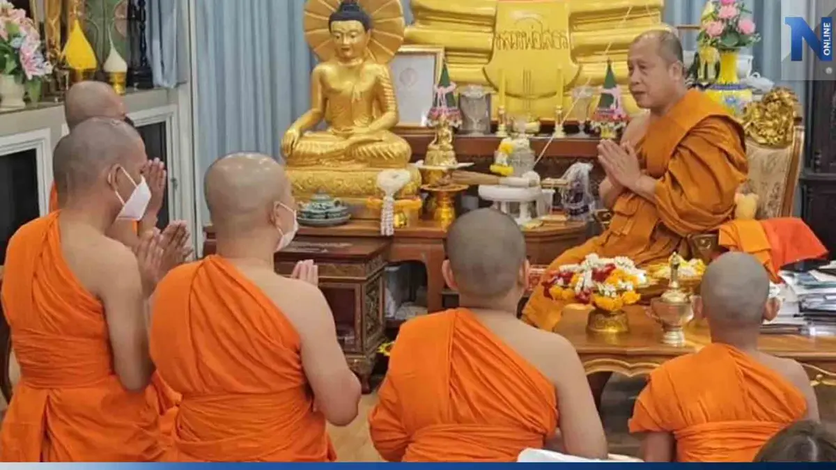 ชุดสาธิตดับเพลิง 4 นาย บวชหน้าไฟให้ "น้องเบนซ์" ขอทำประโยชน์เพื่อสังคมต่อไป