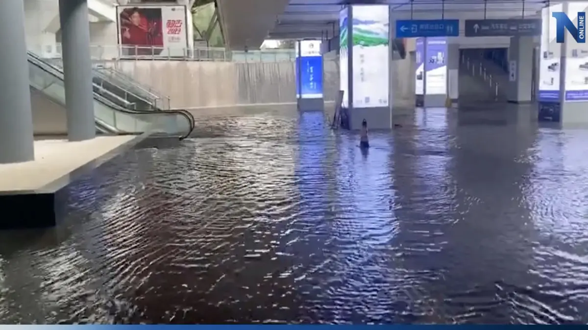 น้ำท่วมสถานีรถไฟใต้ดินในจีน หลายเมืองเตรียมรับมือฝนถล่ม