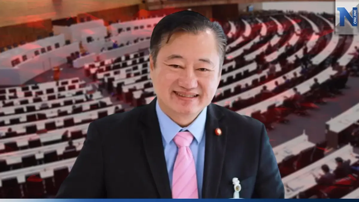 "สมชาย" ปูด "อดีตรมต.2ส."อาสาขน "กล้วย" แจก ส.ว. "สมชาย" ปูด "อดีตรมต.2ส."อาสาขน "กล้วย" แจก ส.ว.