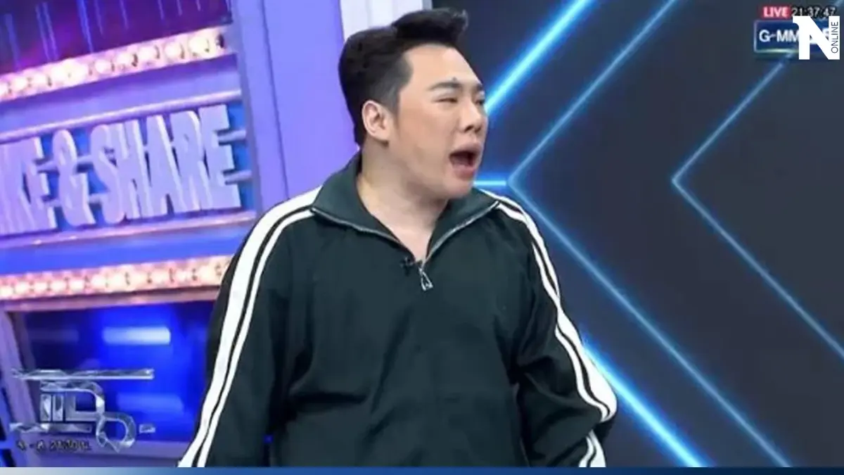 เผยสาเหตุ ทำไม "มดดำ" เกิดปากเบี้ยวขณะอ่านข่าว แฟนคลับแห่ส่งกำลังใจเพียบ เผยสาเหตุ ทำไม "มดดำ" เกิดปากเบี้ยวขณะอ่านข่าว แฟนคลับแห่ส่งกำลังใจเพียบ