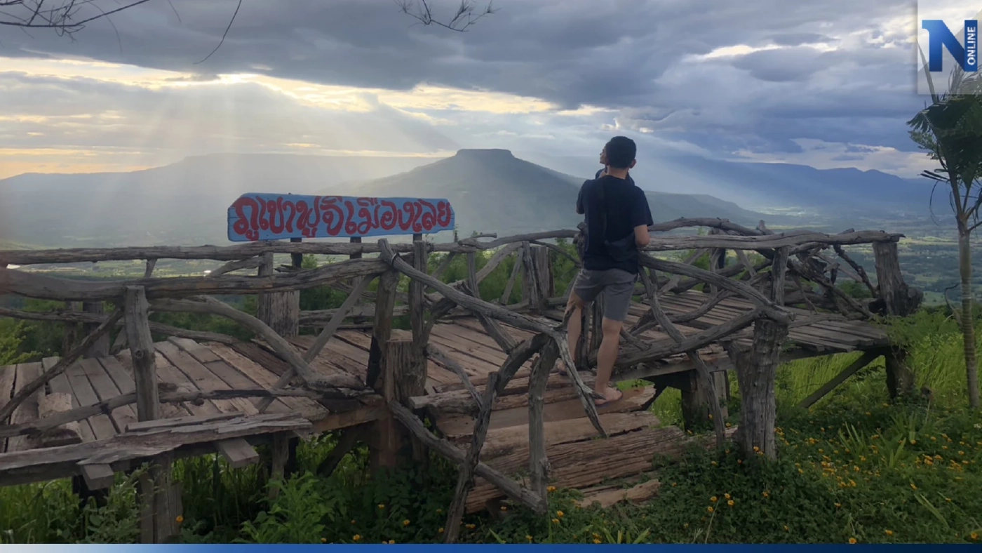 ชวนเที่ยว "ภูป่าเปาะ" หน้าฝน ชมวิวแบบพาโนรามา 360 องศา