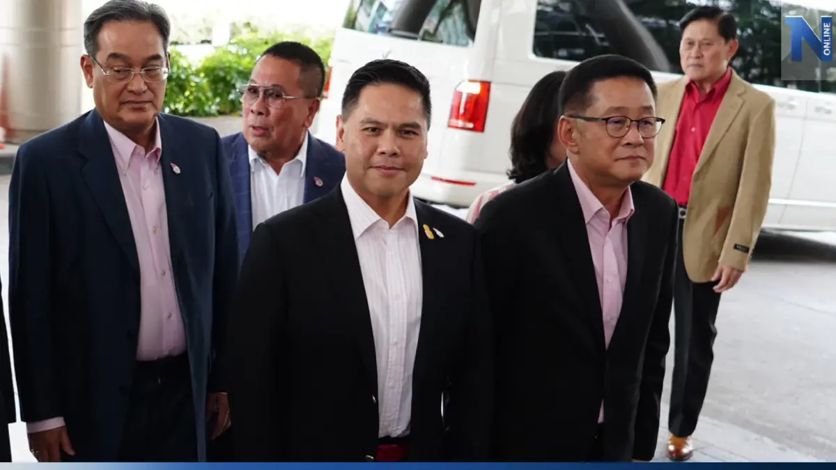 ชทพ.-พท. ชื่นมื่น วราวุธ ปัดพูดถึงทัศนคติก้าวไกลต่อสถาบันฯ เชื่อปชช.มองออก