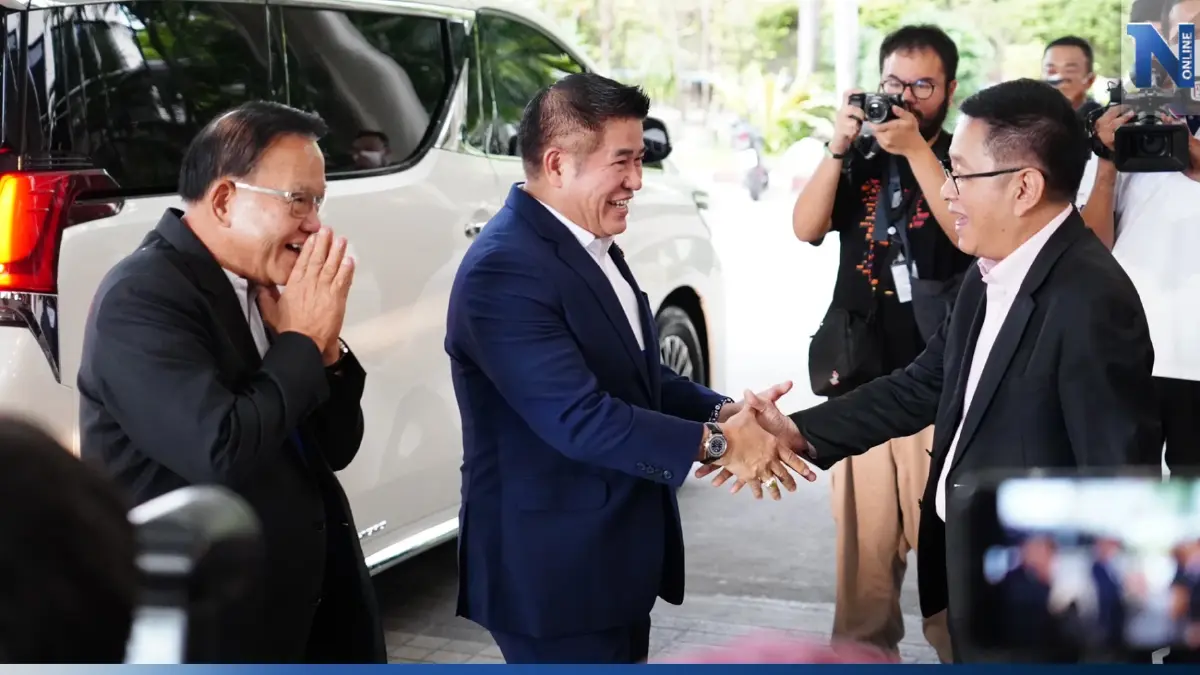"สันติ-ธรรมนัส" นำทีม "พลังประชารัฐ" เข้าหารือ "เพื่อไทย" หาทางออกประเทศ "สันติ-ธรรมนัส" นำทีม "พลังประชารัฐ" เข้าหารือ "เพื่อไทย" หาทางออกประเทศ