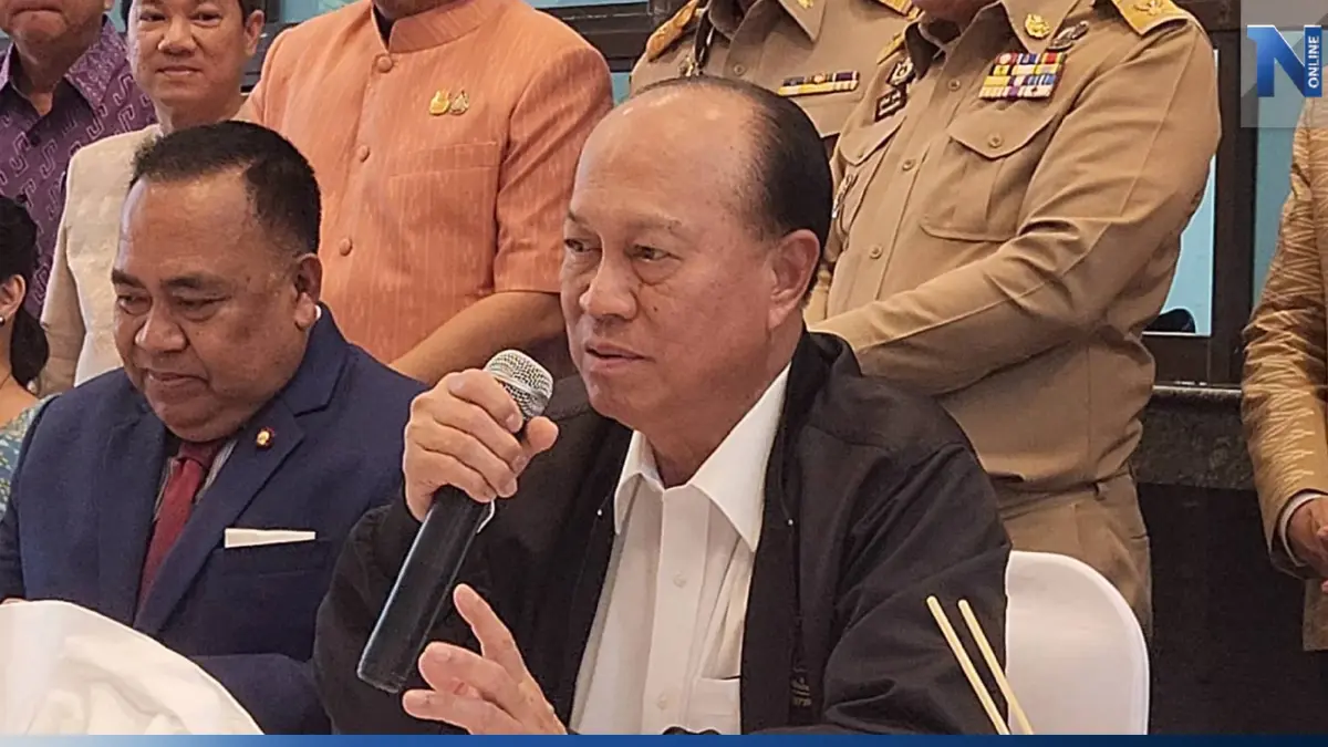 "บิ๊กป๊อก"เปิดมหาดไทยลาตำแหน่งมท.1 ให้กำลังใจเจ้ากระทรวงใหม่