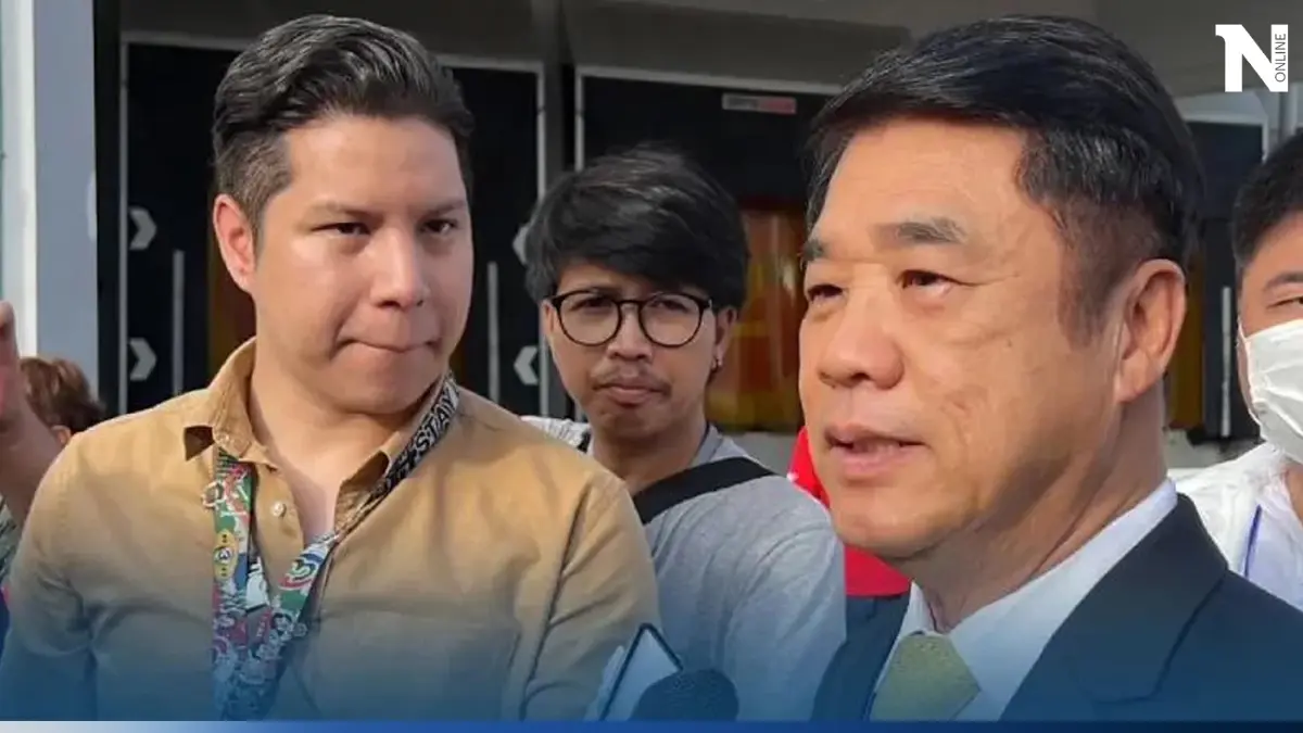 "สุริยะ" เผย ชื่นใจ-โล่งใจ "ทักษิณ" กลับบ้าน ด้าน "สมศักดิ์" ปลื้มได้แตะมือ "สุริยะ" เผย ชื่นใจ-โล่งใจ "ทักษิณ" กลับบ้าน ด้าน "สมศักดิ์" ปลื้มได้แตะมือ