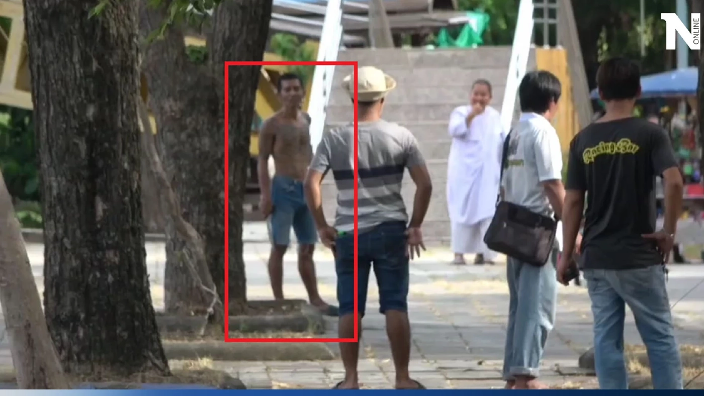 1 ต่อ 7 เด็กวัดหนีกระเจิง หนุ่มถูกห้ามจับปลาเขตอภัยทาน คว้าสปาต้าไล่ฟัน